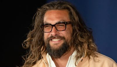 Jason Momoa habla por primera vez de su relación con Adria Arjona: "Cualquier excusa vale para más abrazos"