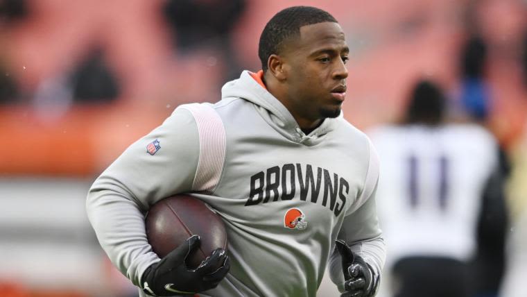 Where is Nick Chubb? Browns RB has no timetable to return after devastating knee injury | Sporting News