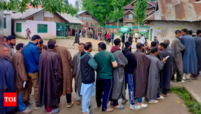 Record voter turnout in first LS polls in Srinagar since Article 370 nullification | India News - Times of India