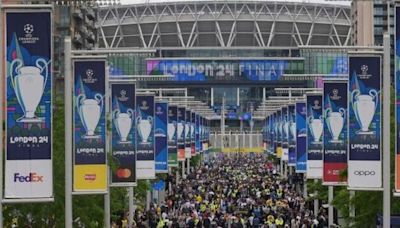Fans rush Wembley Stadium ahead of Champions League final despite ring of steel