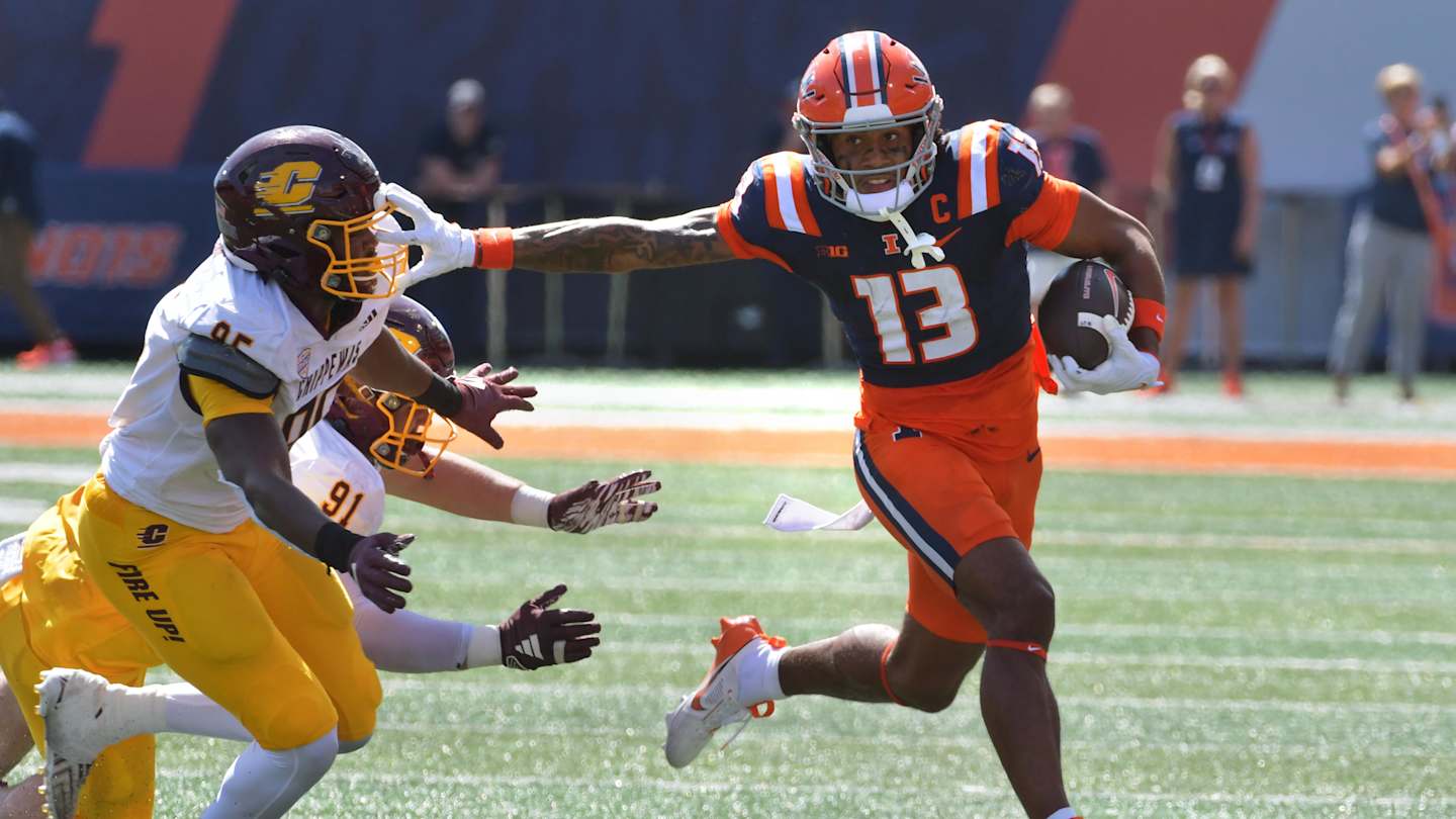 Illinois Walks Away With Homecoming Victory Over Central Michigan