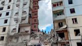 Sube a 13 cifra de muertos por derrumbe de edificio en ciudad fronteriza rusa tras ataque