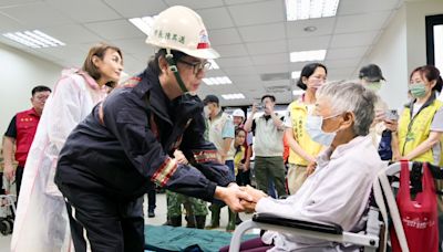 強颱凱米逼近！陳其邁挺進山區視察 防颱撤離與物資整備情況