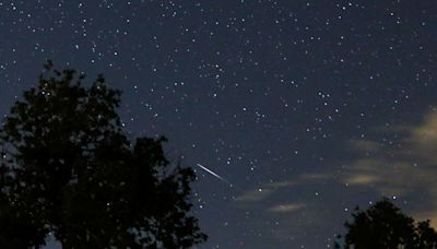 The Most Powerful Meteor Shower of the Year Is Happening This Month — Along With a Supermoon and Planet Sightings