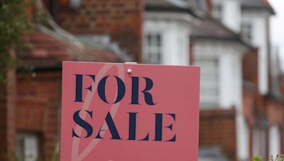 UK House Prices Edge Higher in Sign of Stability After Downturn