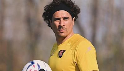 Salernitana: Álvaro Morales 'revienta' a Guillermo Ochoa tras descender en la Serie A: “Más decrépito y senil”