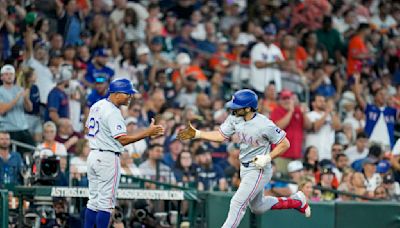 Josh Smith hits 2 two-run homers to lead Rangers to 4-2 win over Astros