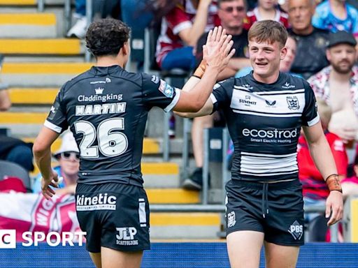 Super League: Hull FC 24-22 Wigan - Warriors' winning run ended