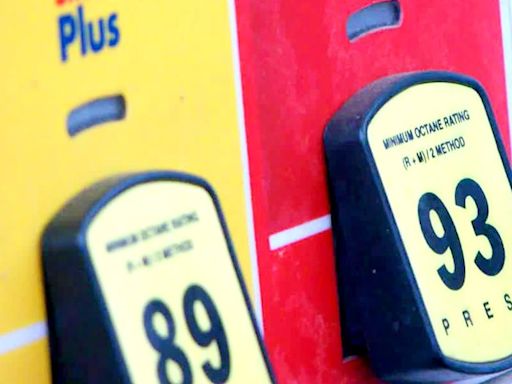 Gas prices slightly lower heading into final weekend of April