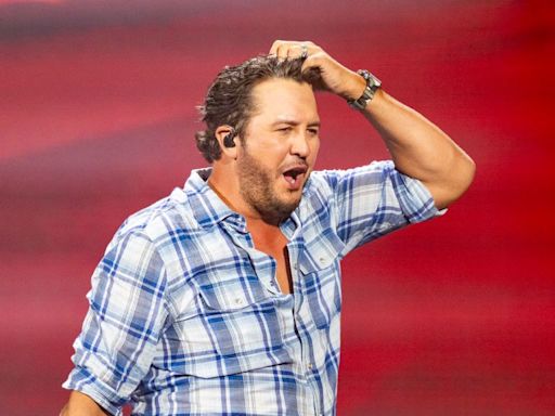 Country Music Fans Bombard Luke Bryan With Questions after Latest Instagram Post