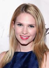 Claudia Lee