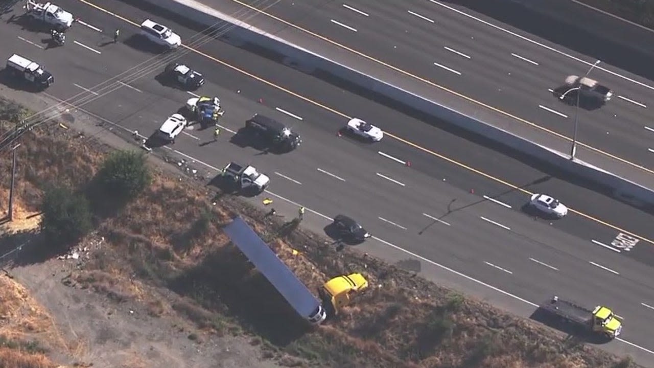 Fatal Fremont big rig crash carrying 10K pounds of meat blocks lanes on I-680