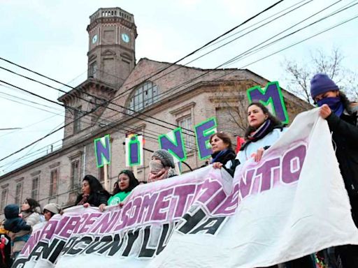 3J Ni Una Menos en imágenes: Neuquén y Río Negro se unieron al grito de justicia y así lo vivieron - Diario Río Negro