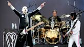 Smashing Pumpkins Put Out a Call For a New Guitarist, Then They Got ‘Over 10,000’ Applications