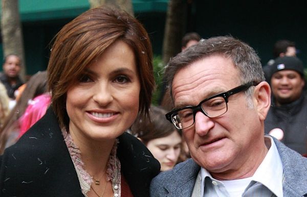 Mariska Hargitay reveals the kind gesture late Robin Williams made to her son while on 'SVU'