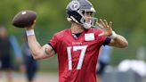 Tannehill building chemistry with his new Titans' playmakers