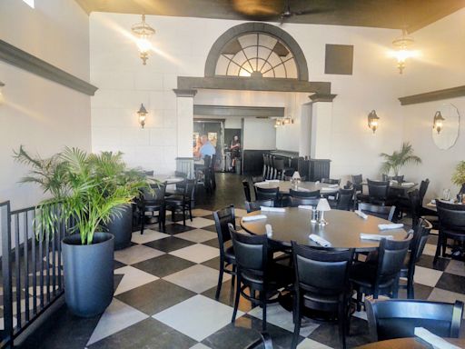 Review: New American restaurant is dramatic, elegant, neoclassical revival of old favorite