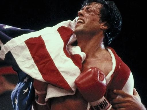La dura historia de Stallone detrás del éxito: un padre violento, el chantaje de su hermana y la muerte de su hijo