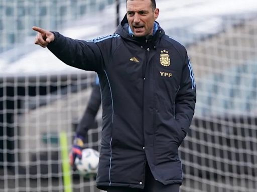 Un cambio de último momento en la defensa de la Selección Argentina, contra Canadá | + Deportes