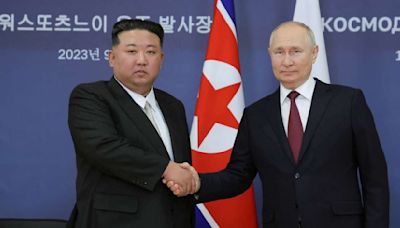 Vladimir Putin llegó a Corea del Norte; con la promesa de respaldarla contra EU