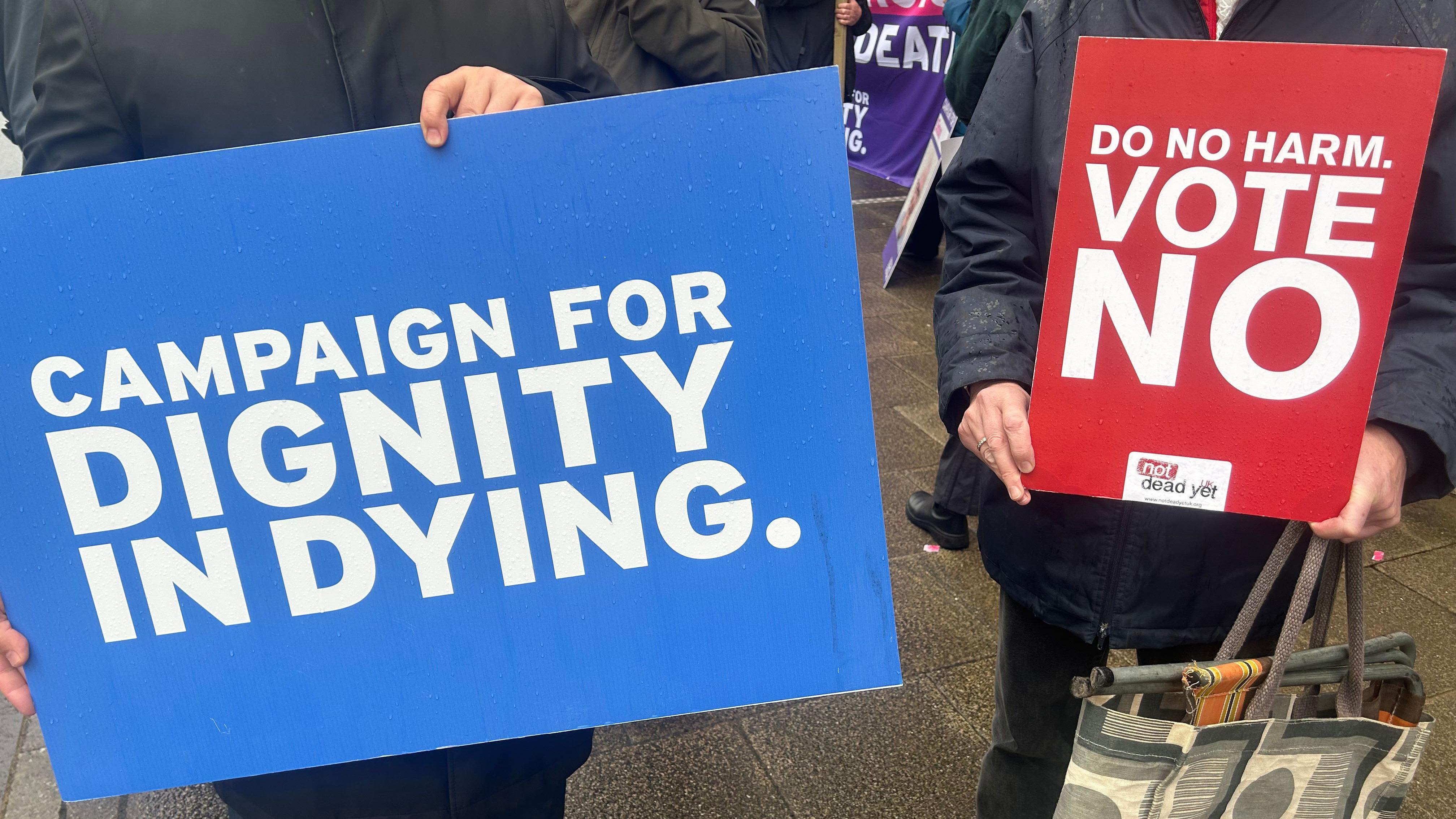 Isle of Man moves closer to introducing assisted dying