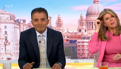 GMB's Kate Garraway suffers hair 'crisis' on-air as co-star forced to halt show and help