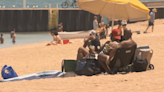 Chicago families flock to the beach on Father's Day amid hot weather