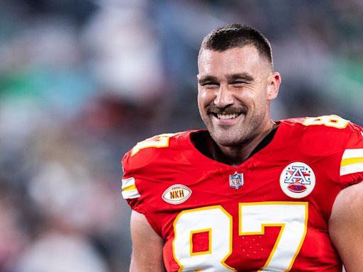 Travis Kelce Stops by Morgan Wallen's Bar in Nashville