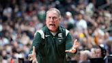 March Madness 2023: Michigan State's Tom Izzo takes frustrations out on whiteboard in win over USC