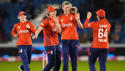 Heather Knight pleased to see England show calmness under pressure