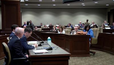 Arkansas Legislative Audit Committee discusses details of podium purchase by governor’s office