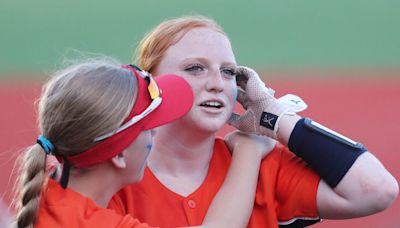 The Kearns sisters help Akron City Series softball champion Ellet succeed on the diamond