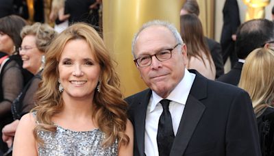 Is Lea Thompson Married? Inside the ‘Back to the Future’ Star’s Relationship With Howard Deutch