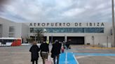 En abril desciende el tráfico aéreo en un 4% en el Aeropuerto de Ibiza