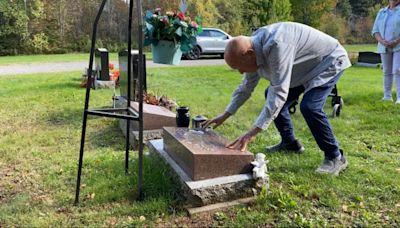 'They're devastated': Homemade memorial bench stolen from N.B. cemetery