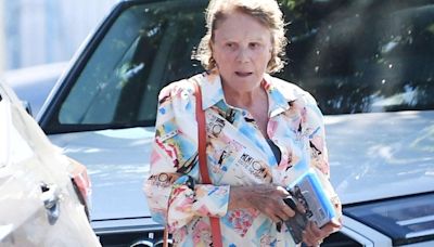 70s sitcom star, 86, looks totally unrecognisable during glam LA stroll