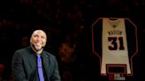 Phoenix Suns induct Shawn Marion into Ring of Honor during game vs. Knicks