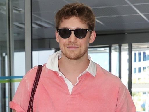 Joe Alwyn Catches Flight Out of France After Promoting New Movie ‘Kinds of Kindness’ at Cannes 2024