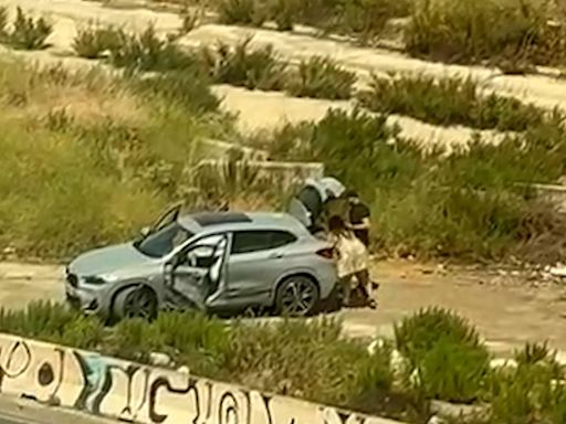 Los presuntos asesinos de Borja Villacís cambian la matrícula del coche desde el que le dispararon - ELMUNDOTV