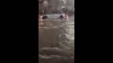 Miami flash flooding leaves schools closed and roads underwater