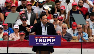 Trump toys with Miami crowd — and Rubio — over vice presidential pick