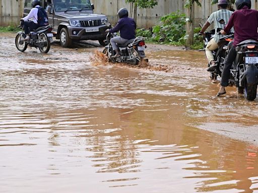 Bengaluru rains: Heavy overnight spell causes inconvenience to motorists