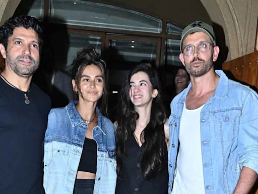 Hrithik Roshan-Saba Azad and Farhan Akhtar-Shibani Dandekar go on a double date together; fans remember 'Zindagi Na Milegi Dobara' - See photos - Times of India