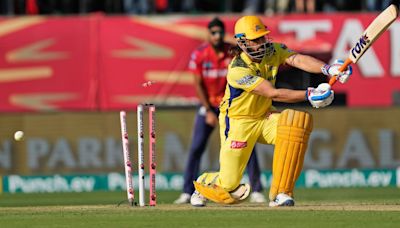 PBKS vs CSK IPL 2024: MS Dhoni OUT on golden duck | Watch