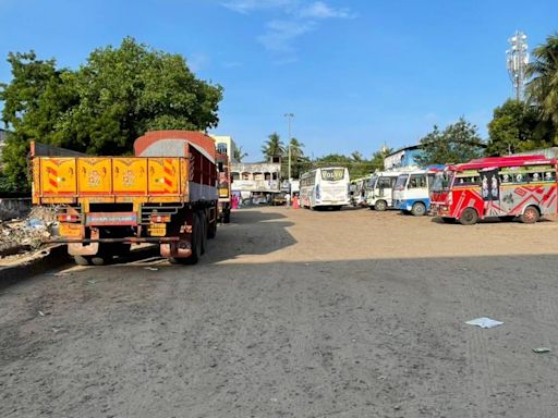 Nagore bus stand in poor shape