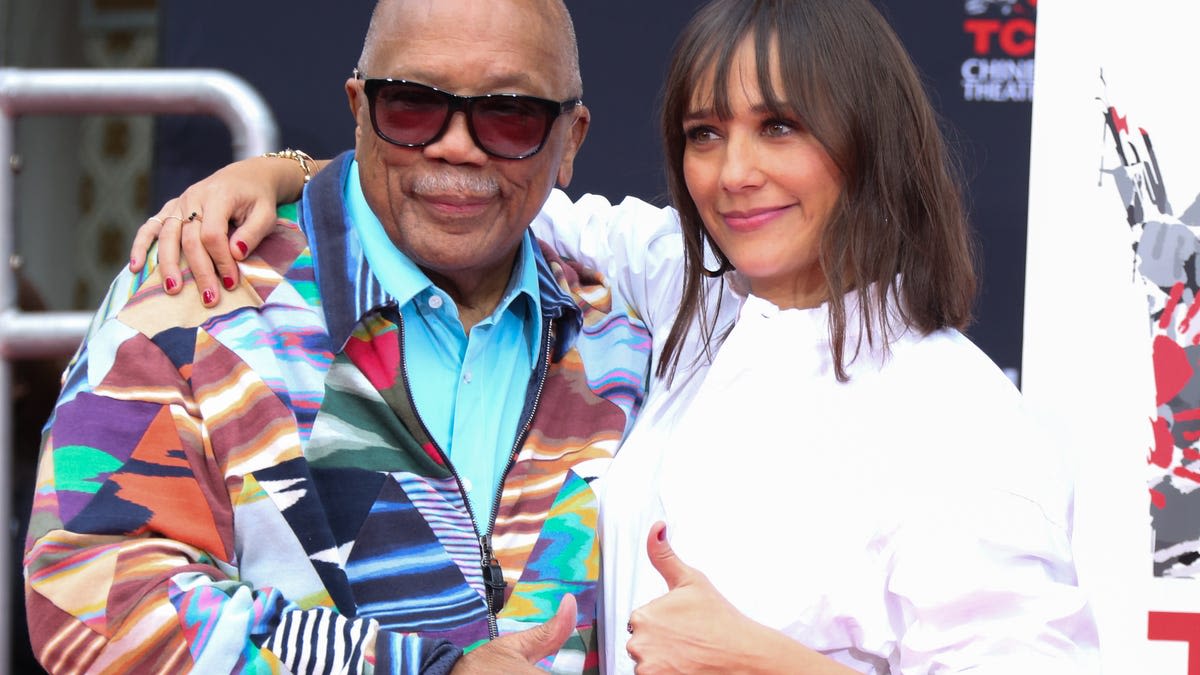 Quincy Jones Gave Daughter Rashida Jones This Wise Advice About Being a 'Nepo Baby'