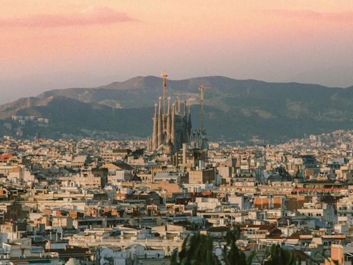 ¿Dónde está la calle más estrecha de Barcelona?