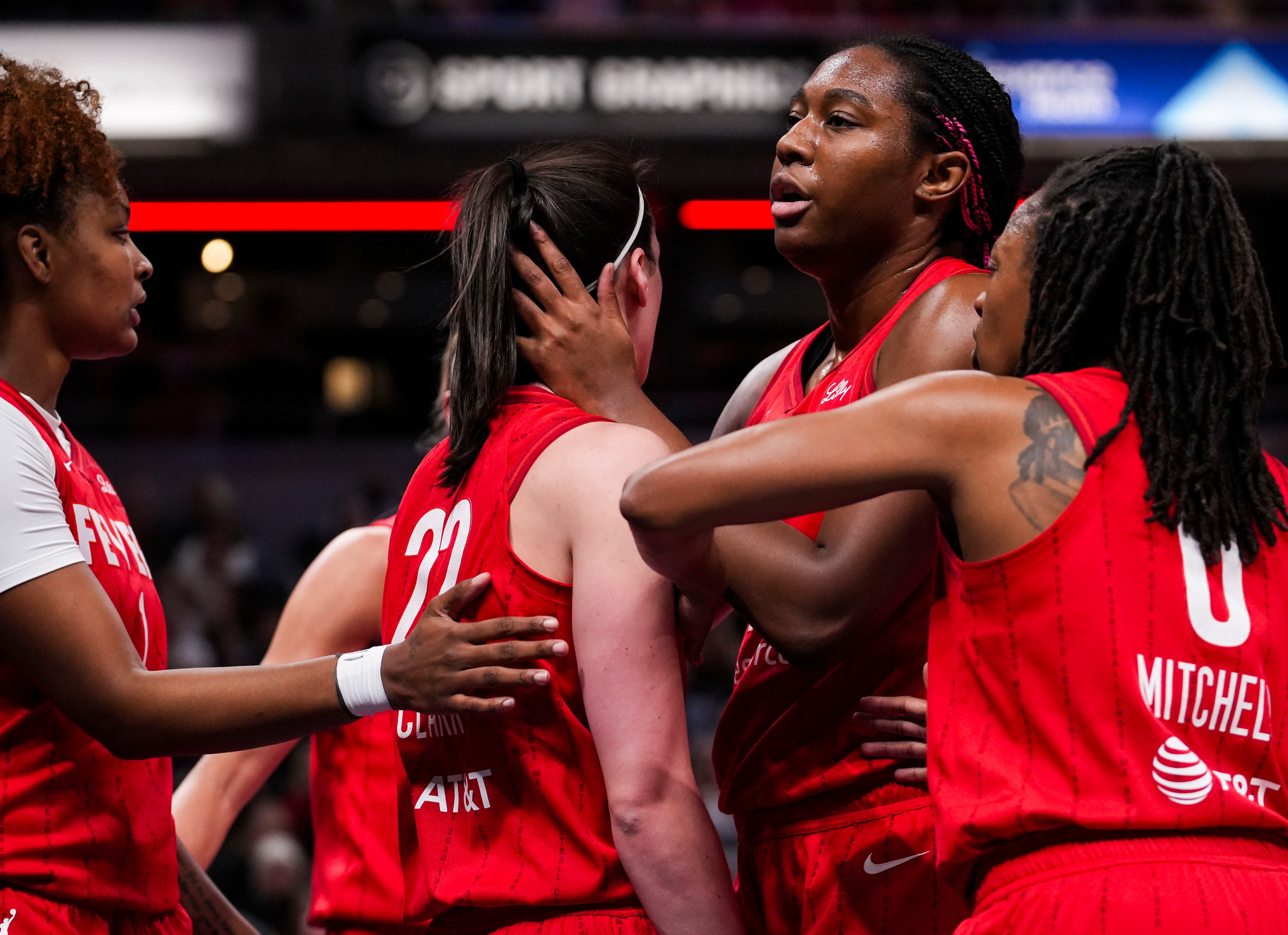 LIVE: Indiana Fever vs Las Vegas Aces updates, Caitlin Clark stats, highlights, score