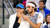 Tsitsipas se borra del mixto con Badosa