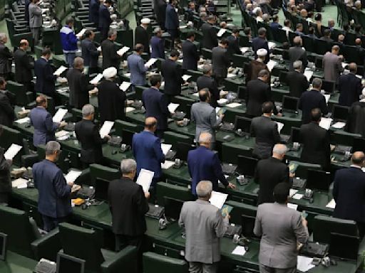 New parliament convenes in Tehran days after deadly helicopter crash